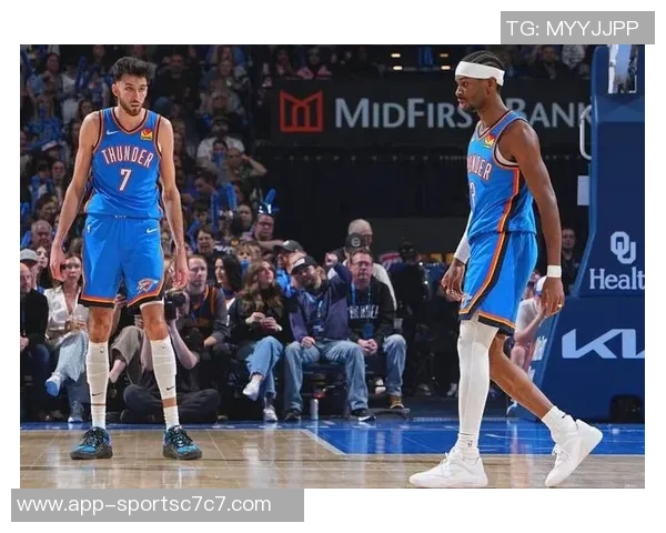 太阳三分火力全开9场比赛命中16记三分领跑联盟勇士紧随其后表现不俗 太阳三分火力全开9场比赛命中16记三分领跑联盟勇士紧随其后表现不俗