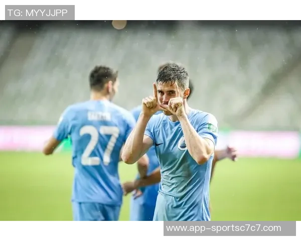 深圳新鹏城官方宣布签约三名新援包括亚泰后卫玄智健和泰山后卫王昱衡 深圳新鹏城官方宣布签约三名新援包括亚泰后卫玄智健和泰山后卫王昱衡